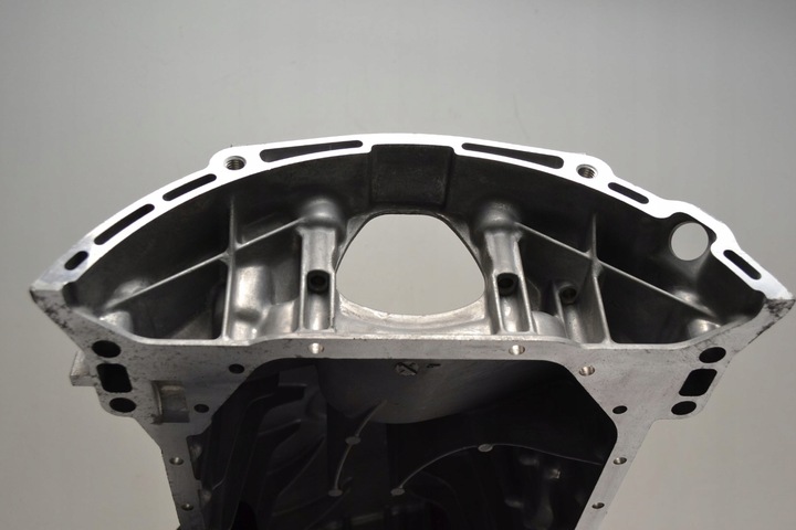 фото №10, Mercedes t1 утка 601 sprinter поддон масляная