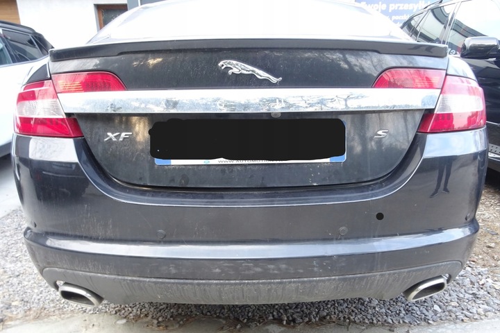 фото №1, Jaguar xf бампер зад задний pdc lnl 07-11