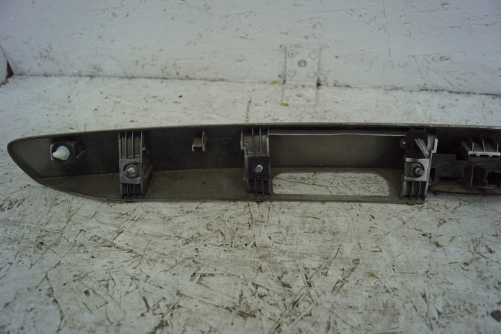 фото №6, Микровыключатель накладка зад peugeot 308 sw