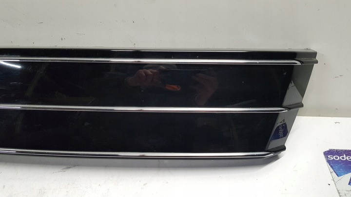 фото №11, Рамка номерного знака audi r8 420807287a