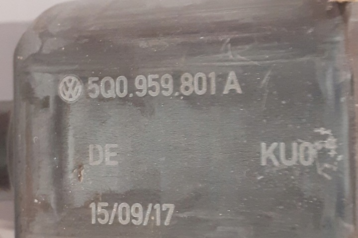 фото №8, Підйомник задньої лівий скла skoda superb iii 3v3 5q0959801a 2.0l дизель