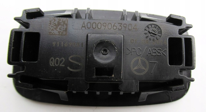 фото №4, Mercedes c-klasa w205 освещение интерьера кабины