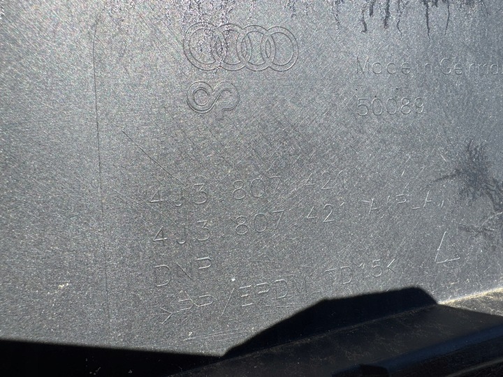 фото №11, Audi e-tron gt бампер зад задній 4j3807421