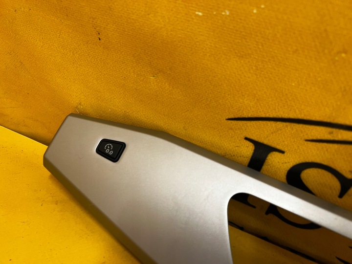 фото №7, Планка dekor захист панель панелі консолі audi a4 b9 8w eu