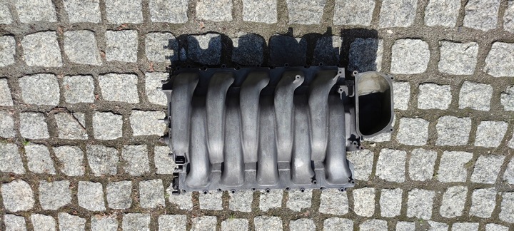 фото №5, Audi s8 d3 4e0 s6 c6 4f0 5.2 v10 коллектор всасывающий крышки 07l133185c