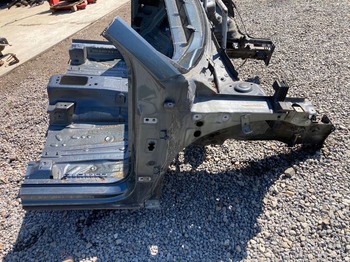 фото №1, Чверть права перед skoda kodiaq lf7y