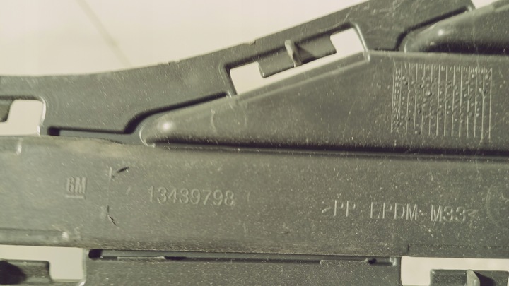 фото №9, Решітка середня бампера opel astra k v 15-18 13439798 оригінал pdc нова