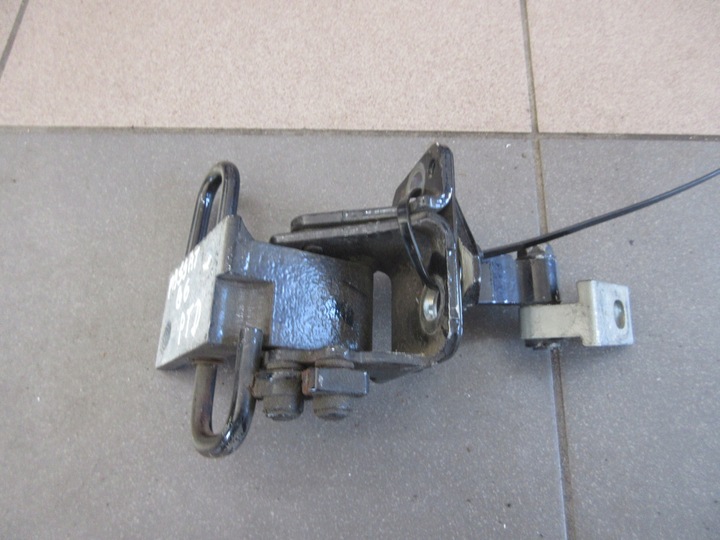 фото №1, Петля петлі двері зад правий vw passat b6 lc9x sedan