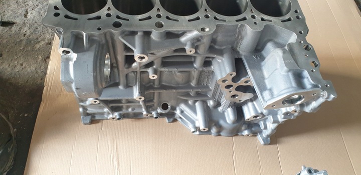 фото №14, Двигун dnw 2.5 tfsi audi rs3 8v ttrs запчастини