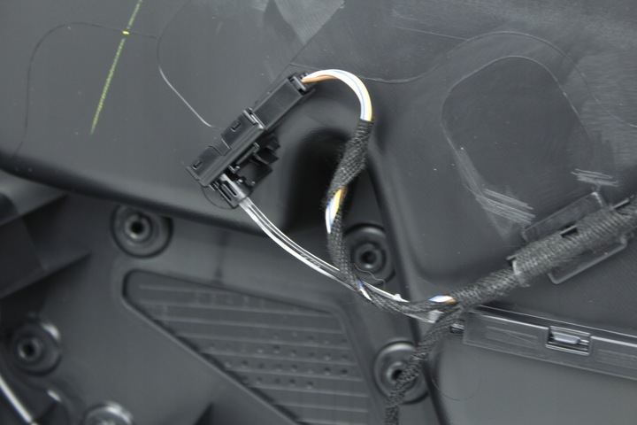 фото №6, Боковина дверь правый перед алькантара bmw f60 lci