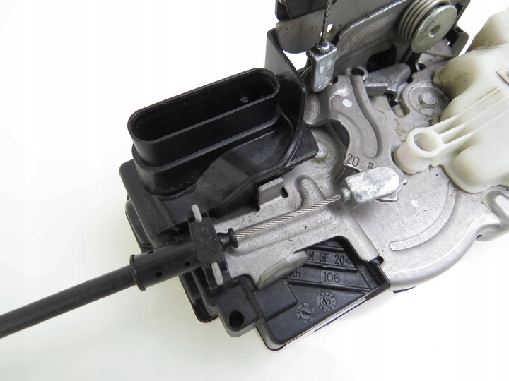 фото №4, Замок двері праві зад задній 6 pin 31391827 volvo v40 ii