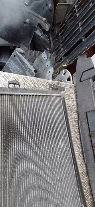 фото №8, Mercedes ml w163 2.7 cdi радиаторов воды a1635001004