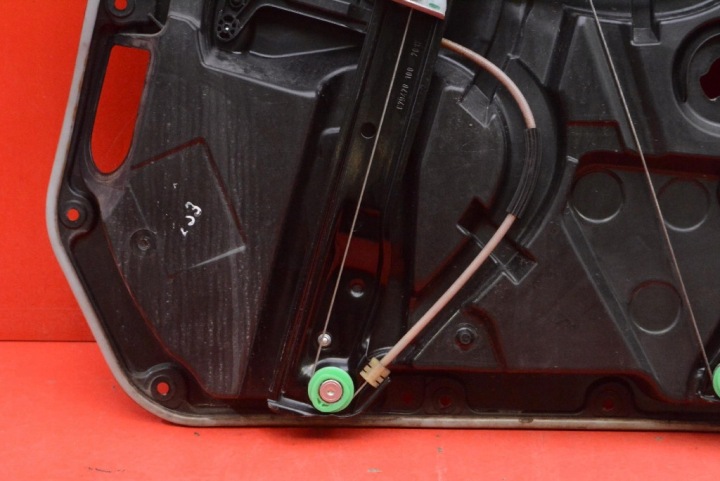 фото №14, Стеклоподъёмник левые перед eu a2135402149 mercedes e-klasa w213 универсал 16-21