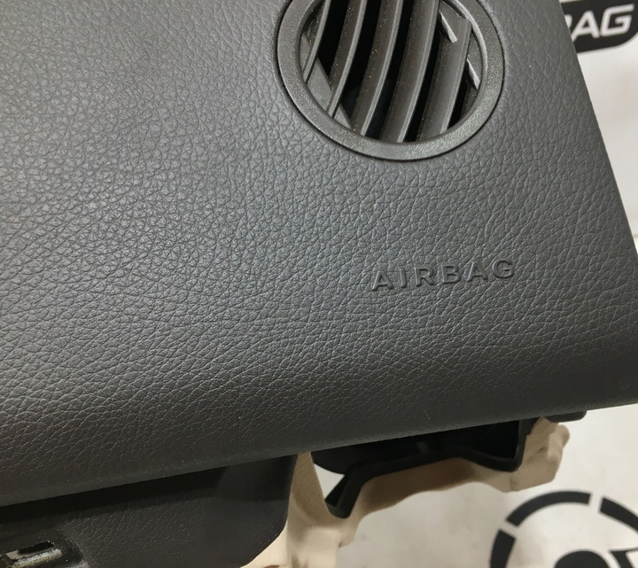 фото №7, Mercedes glk x204 204 рестайлинг панель консоль подушка безопасности подушки ремни оригинал