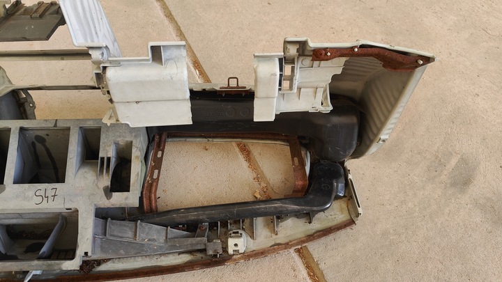 фото №12, Панель раздаточная nisssan micra k11