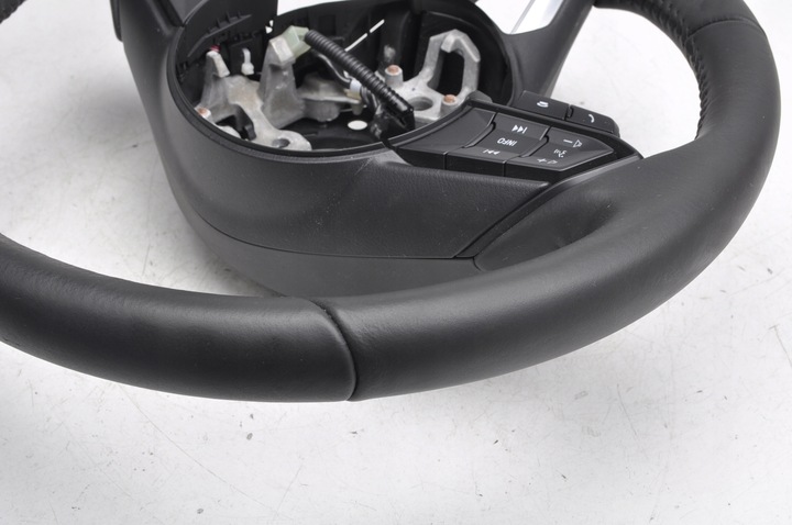 фото №10, Mazda 2 dl dj кермо шкіряний багатофункціональна