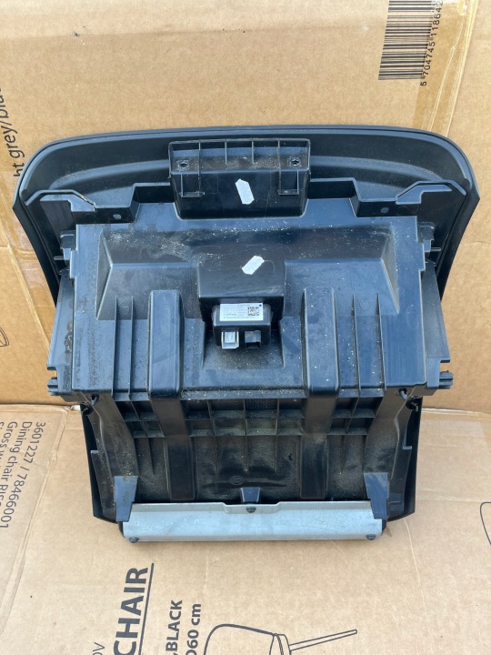 фото №8, Средний бардачок fiat ducato iii рестайлинг boxer jumper вход usb 07356855900