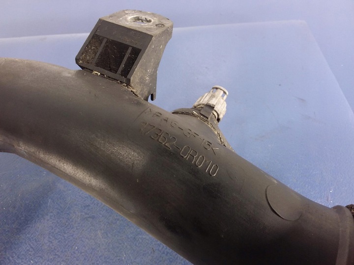 фото №3, Corolla verso i 2.2 d4d шланг інтеркулер