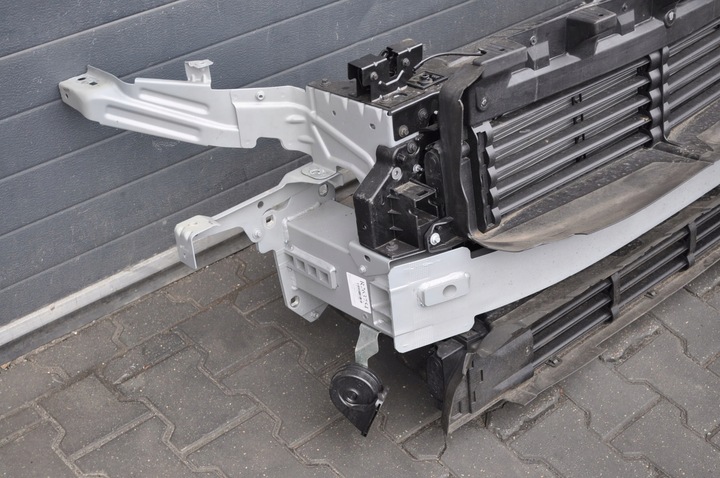 фото №9, Volvo xc40 b3 b4 b5 25r pas переднее комплект 32377472 32339436 32277558 |