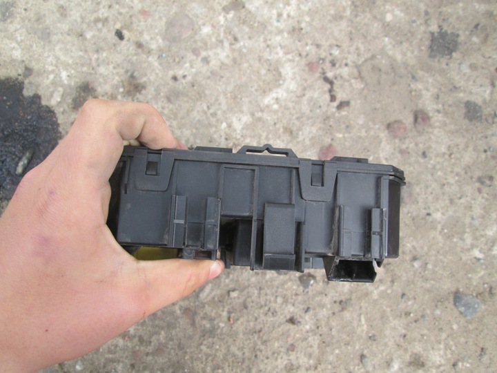 фото №8, Opel astra h 04 - коробка запобіжників bsi модуль