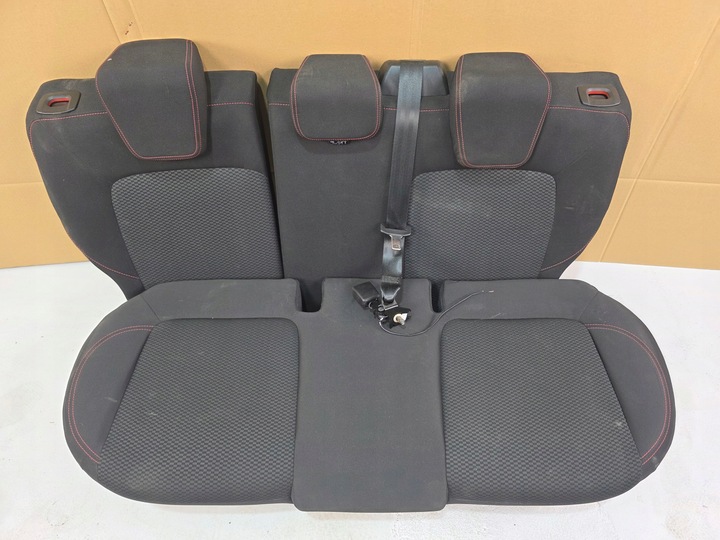 фото №11, Сидіння диван салон ford puma ii mk2 червона nić