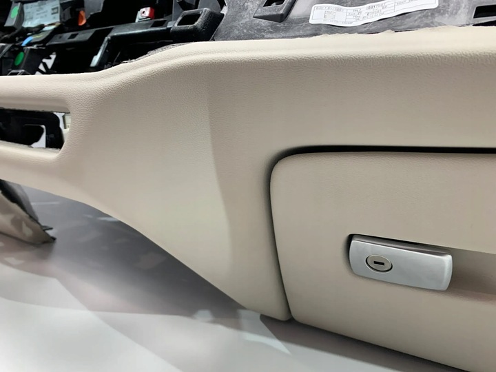 фото №8, Bmw x5 g05 g06 g07 lci панель раздаточная консоль bez hud elfenbein