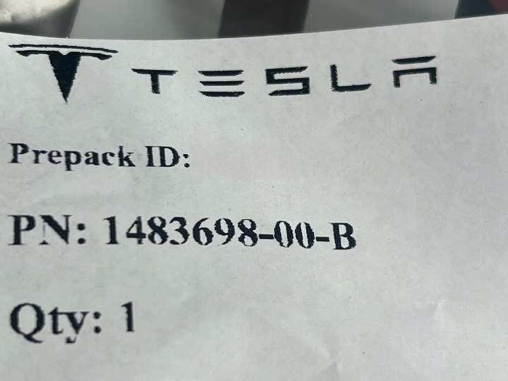 фото №11, Прокладка верхнего панель дверь правая зад tesla x