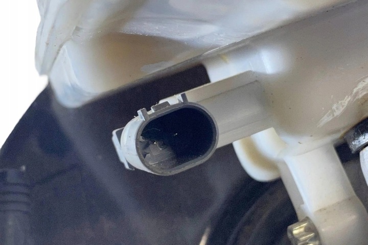 фото №8, Підсилювач dodge durango wd 68190182ac 3.6l бензин 216kw 2014