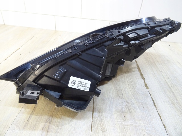 фото №6, Лампа права перед tesla модель 3 led 1077376-00-c llu