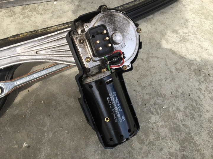 фото №9, Механізм двигунчик двірники передній скла mercedes w124 e-klasa 1993-