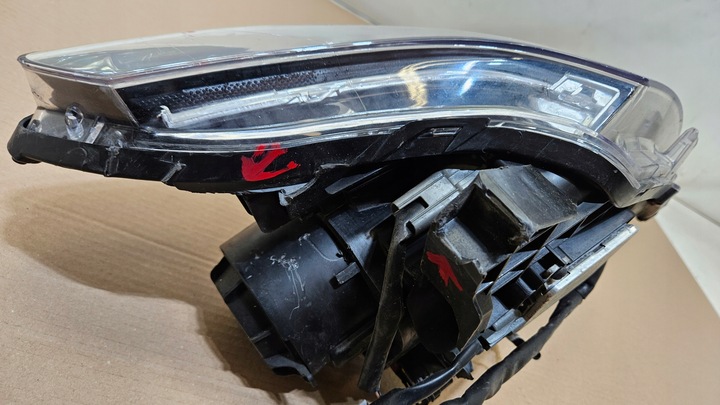 фото №12, Лампа правая перед mitsubishi outlander iii ксенон