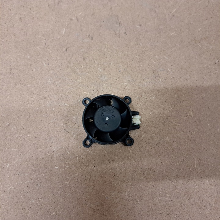 фото №1, Bmw 7 g11 g12 рестайлінг laser вентилятор повітродувка охолодження фара