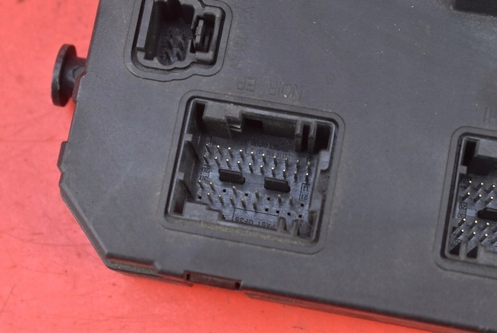 фото №7, Коробка предохранителей bsi 9653667480 citroen c2 c 2 1.1 8v 60 km 03-08