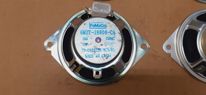 фото №9, Ford galaxy mk2 mk3 2006 - 2015 рік динамік обшивка багажника 3 ряд сидінь
