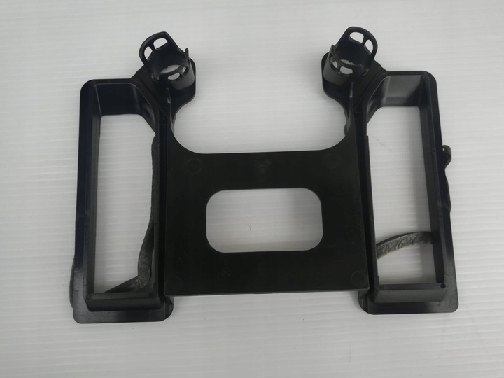 фото №4, Bmw f01 кріплення каналу повітря 9157020