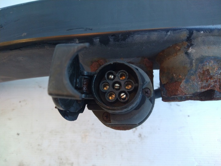 фото №8, Hak буксировочный балка pas audi q7 4l 4l0092155a