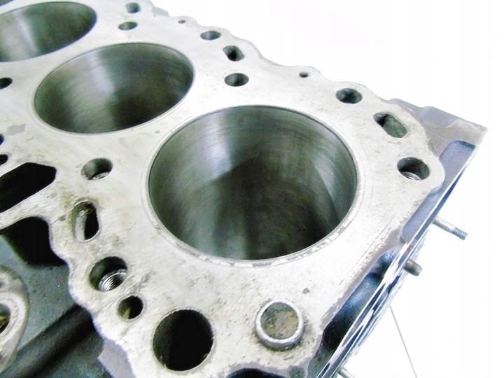 фото №9, Блок двигуна 2.5 d4d hilux vi vii hiace v iv dyna