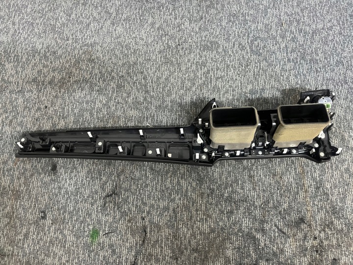 фото №11, Mazda 6 iii рестайлінг універсал 2.0 b захист планка dekor консолі панелі оригінал eur