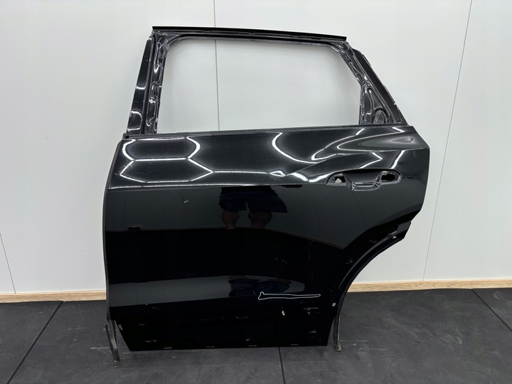 фото №1, Audi e-tron etron 4k дверь левая зад задние