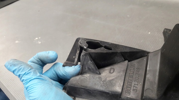 фото №15, 37120.748 лампа перед права lancia y ypsilon