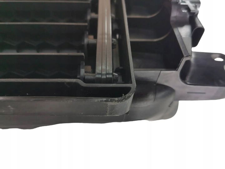 фото №7, Ролета, жалюзі, кермо повітря volvo xc-40 2.312