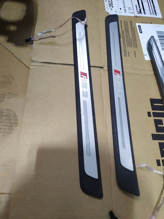 фото №1, Планка накладка пороговая rs3 a3 8v