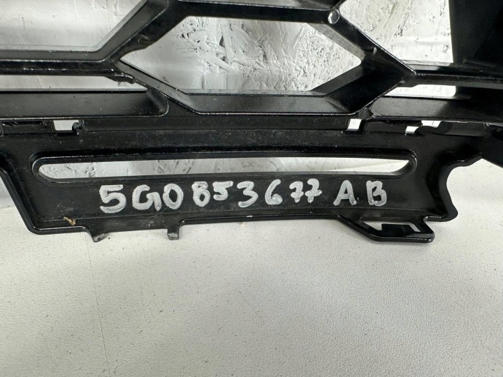 фото №12, Решітка передня бампера volkswagen golf vii clubsport 5g0853417ab mkap90