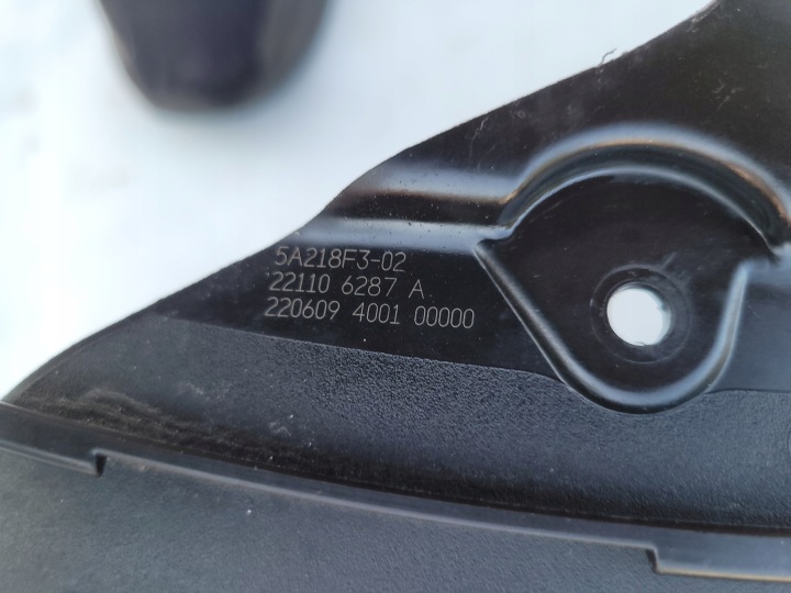 фото №9, Bmw 5 g30 g31 рестайлинг ролета жалюзи руль воздуха 5a218f3-02 waszawa