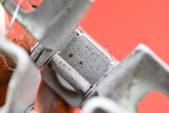 фото №6, Петля петли крышки opel mokka a 12-15