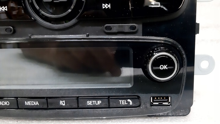 фото №4, Smart 453 w453 forfour радио