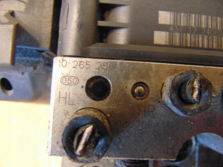 фото №11, Насос abs bmw e60 e61 2.0d 6774679 0265250217