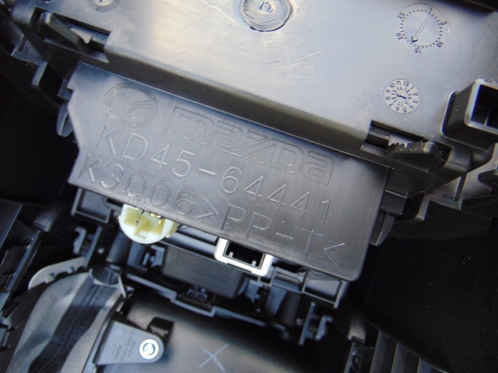 фото №10, Подлокотник туннель средний mazda cx5 cx-5 i eu