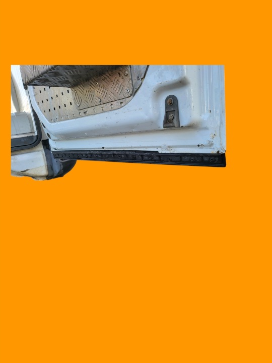 фото №9, Двері праві зад h2 середній iveco daily 06-14