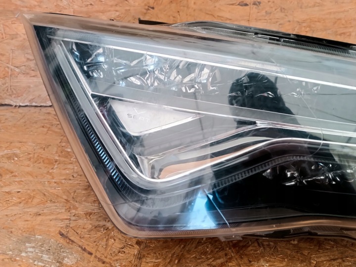 фото №13, Фара правое перед eu полный led 576941008f 90117434a seat ateca